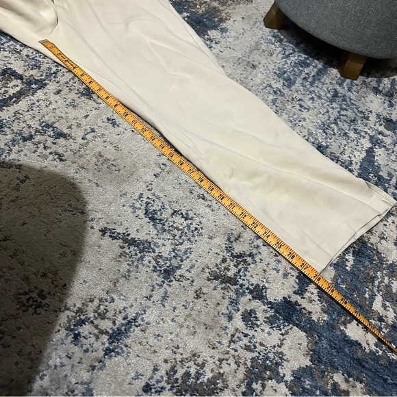 Old Navy Dynamic Fleece High-Rise Wide Leg Breathable Cream Sweatpants Size XXL - Picture 8 of 8